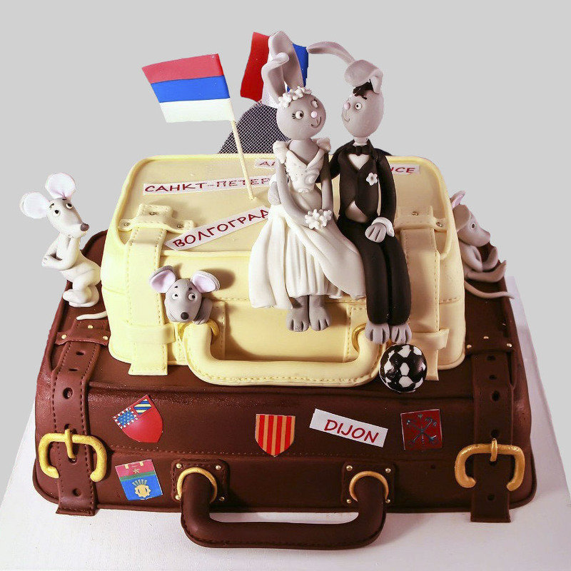 Торт Зайчики на чемодане